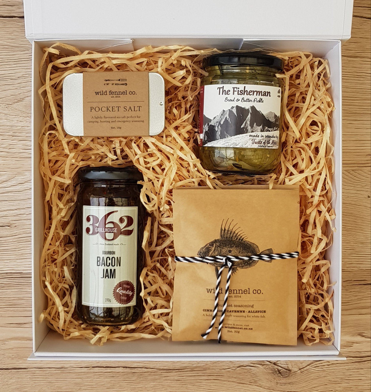 NZ Gift Box & NZ Gift Hampers - food gift box perfect for NZ corporate gifting. Easy NZ wide delivery of our online NZ gifts