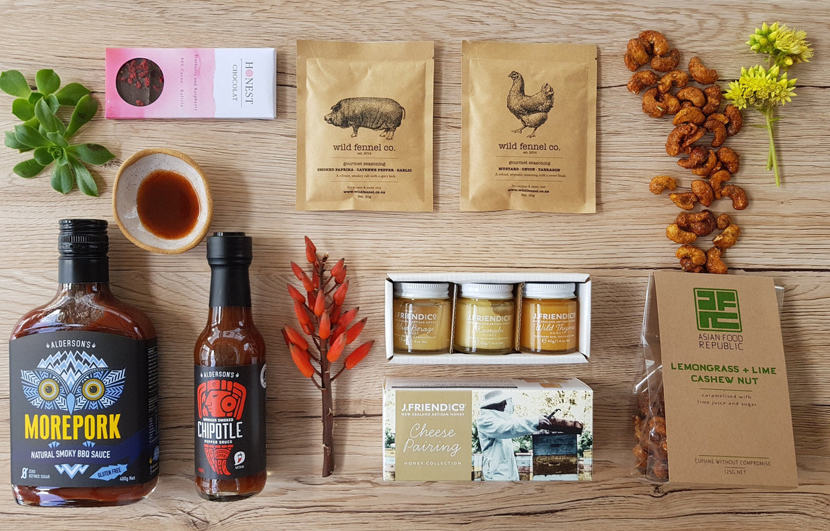 Online gifts NZ Food Gift Box & Food hamper featuring award winning NZ food producers. The ultimate food gift box for the foodie in your life.